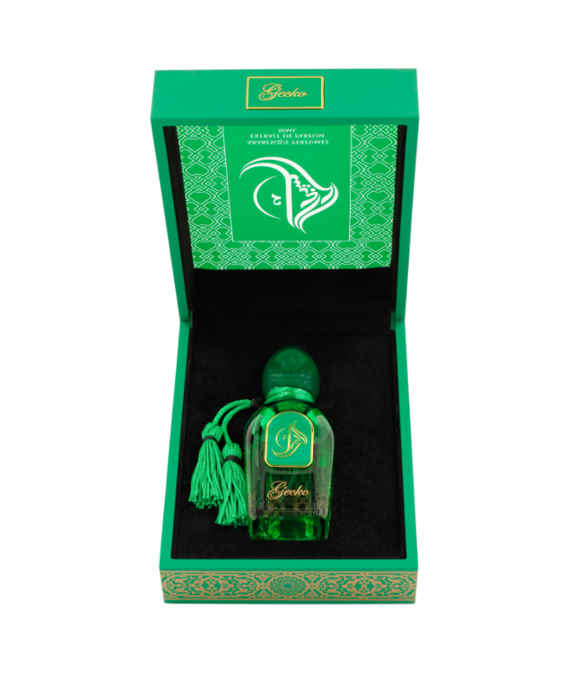 gecko perfume inside box